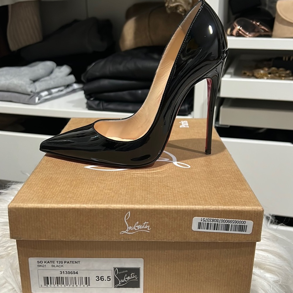 So Kate Christian Louboutin heels